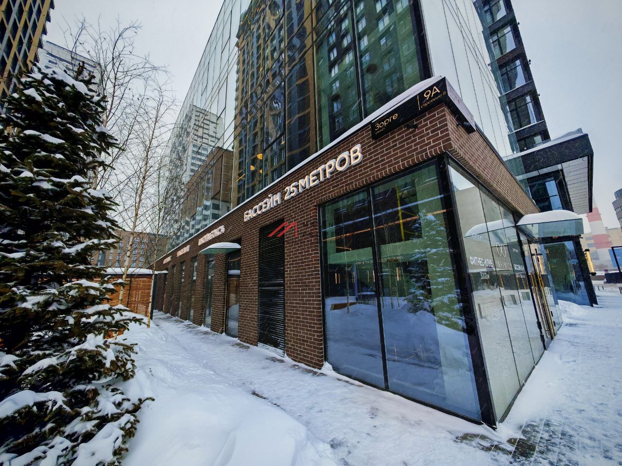 Аренда помещения под фитнес-центр в ЖК "Зорге 9"