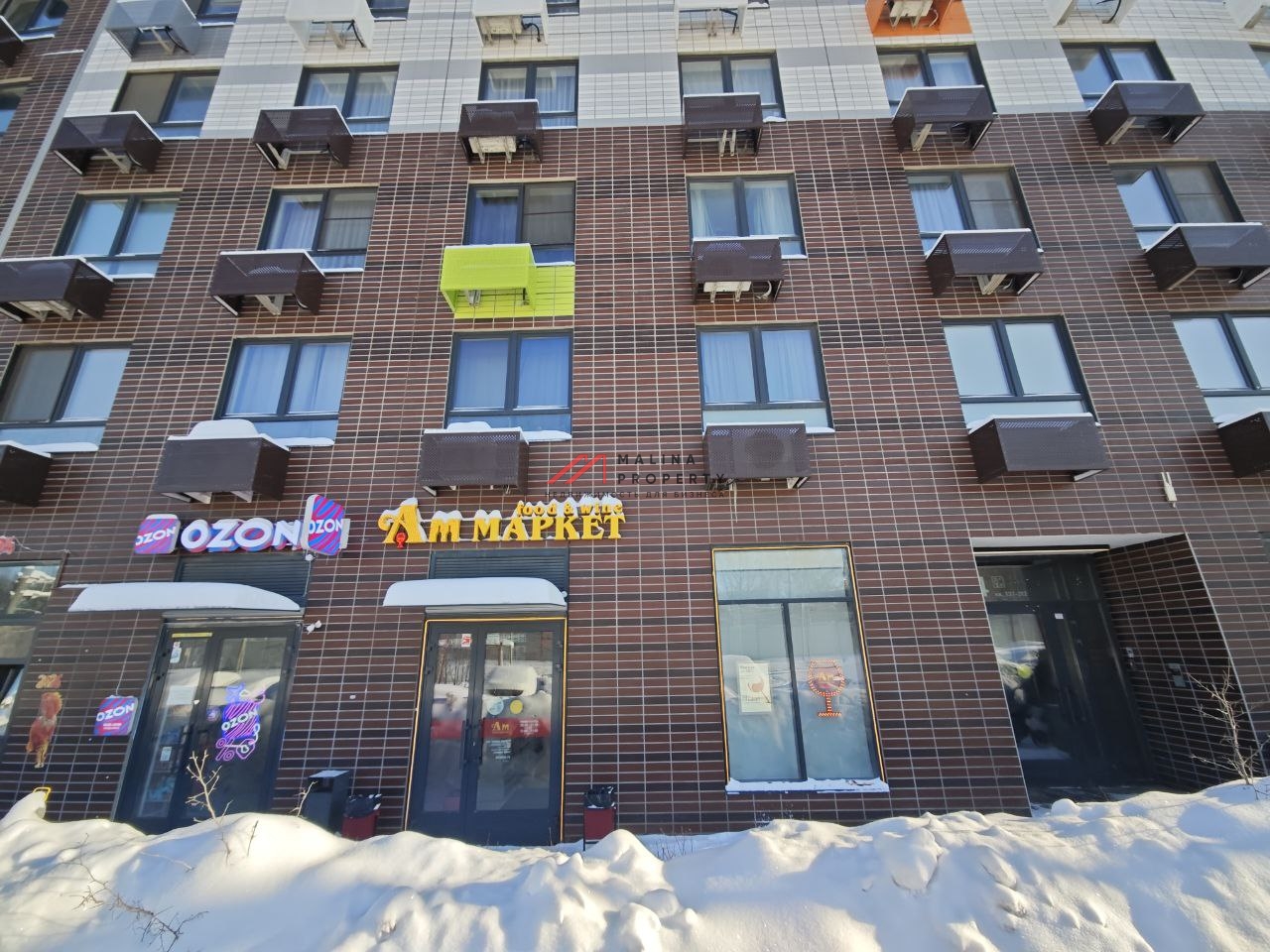 Продажа помещения в ЖК "Бунинские луга" с арендатором