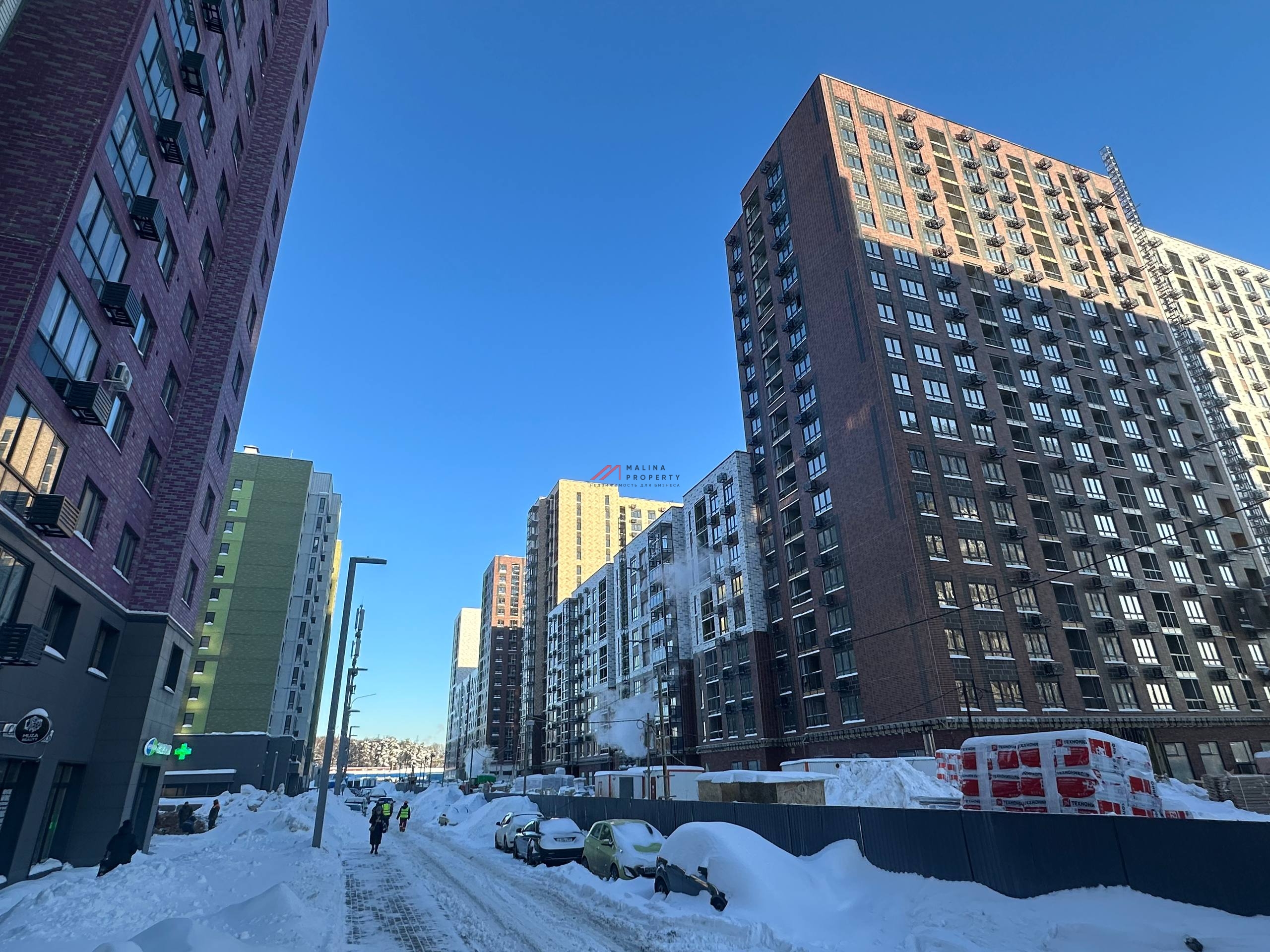 Продажа помещения с арендатором аптека в ЖК "1-й Ясеневский" 