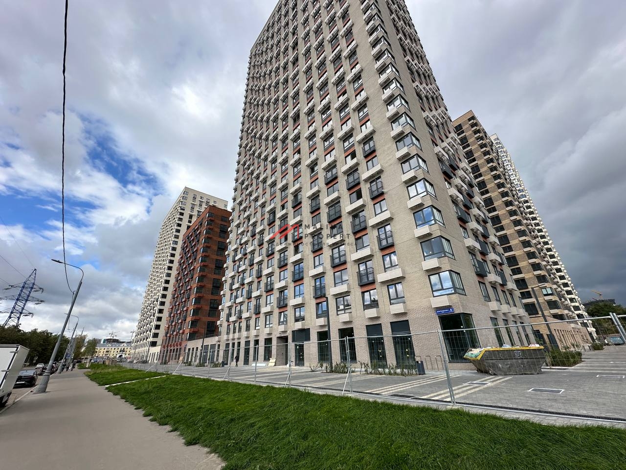 Аренда помещения на 1-й линии в ЖК Руставели