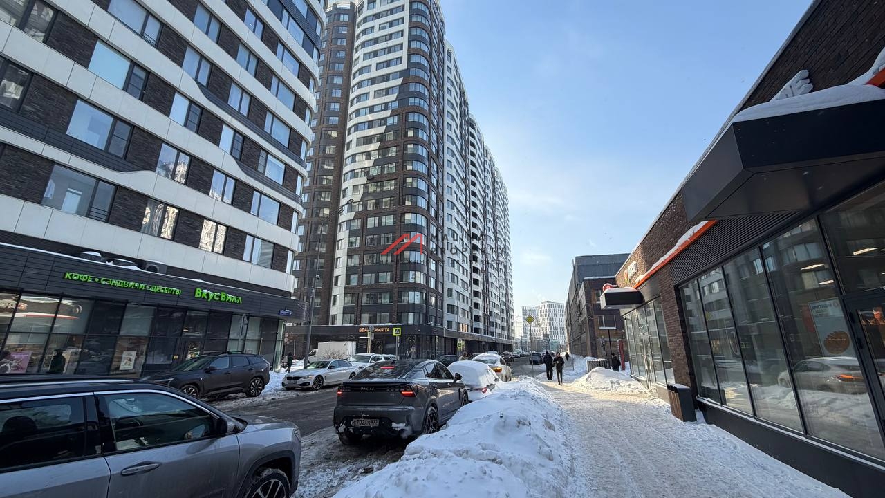 Продажа торгового помещения с арендатором Дикси 