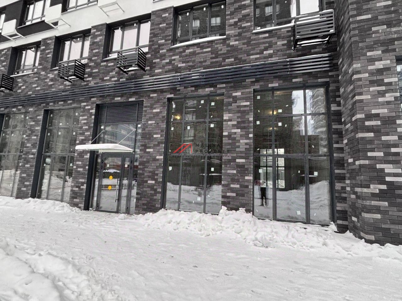 Продажа торгового помещения с арендатором в ЖК "Прокшино" 