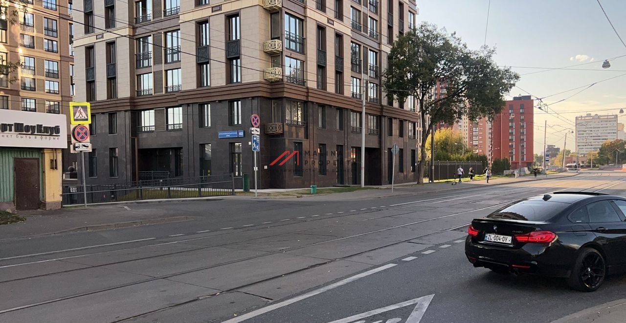 Продажа коммерческого помещения в ЖК "Большая Семерка"