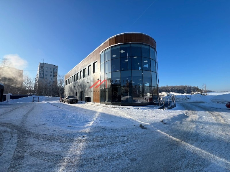 Продажа торгового здания в поселке Горки