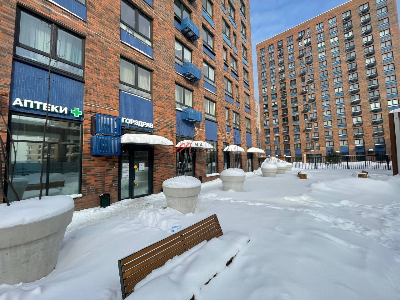 Продажа торгового помещения в ЖК "Новое Внуково" 