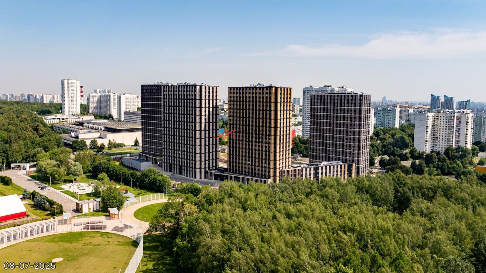 Продажа торгового помещения с аптекой "36.6" в ЖК "Parkside"