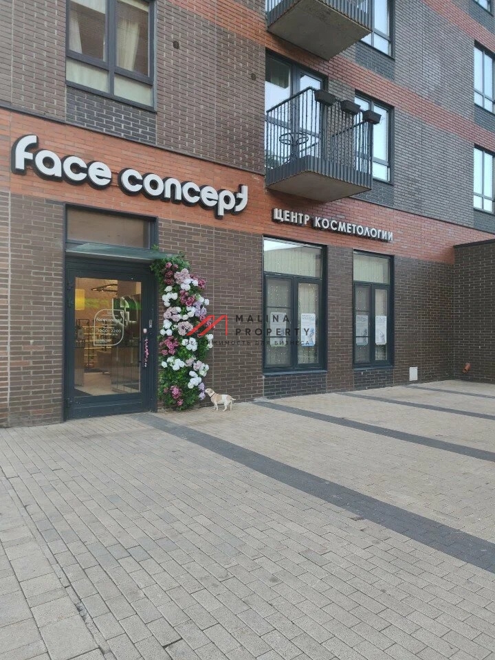 Продажа торгового помещения в новом доме