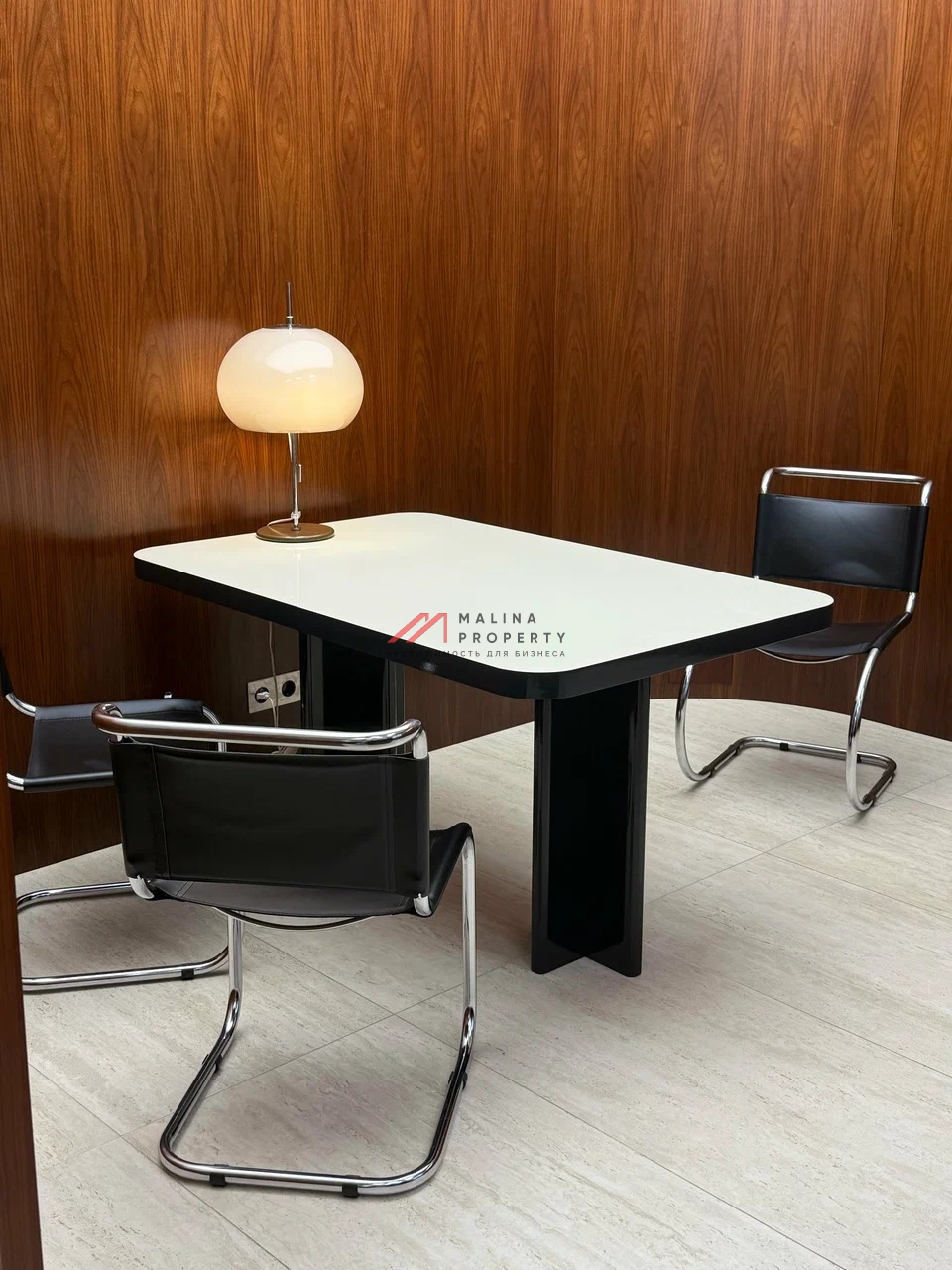 Продажа помещения с арендатором на Цветном бульваре