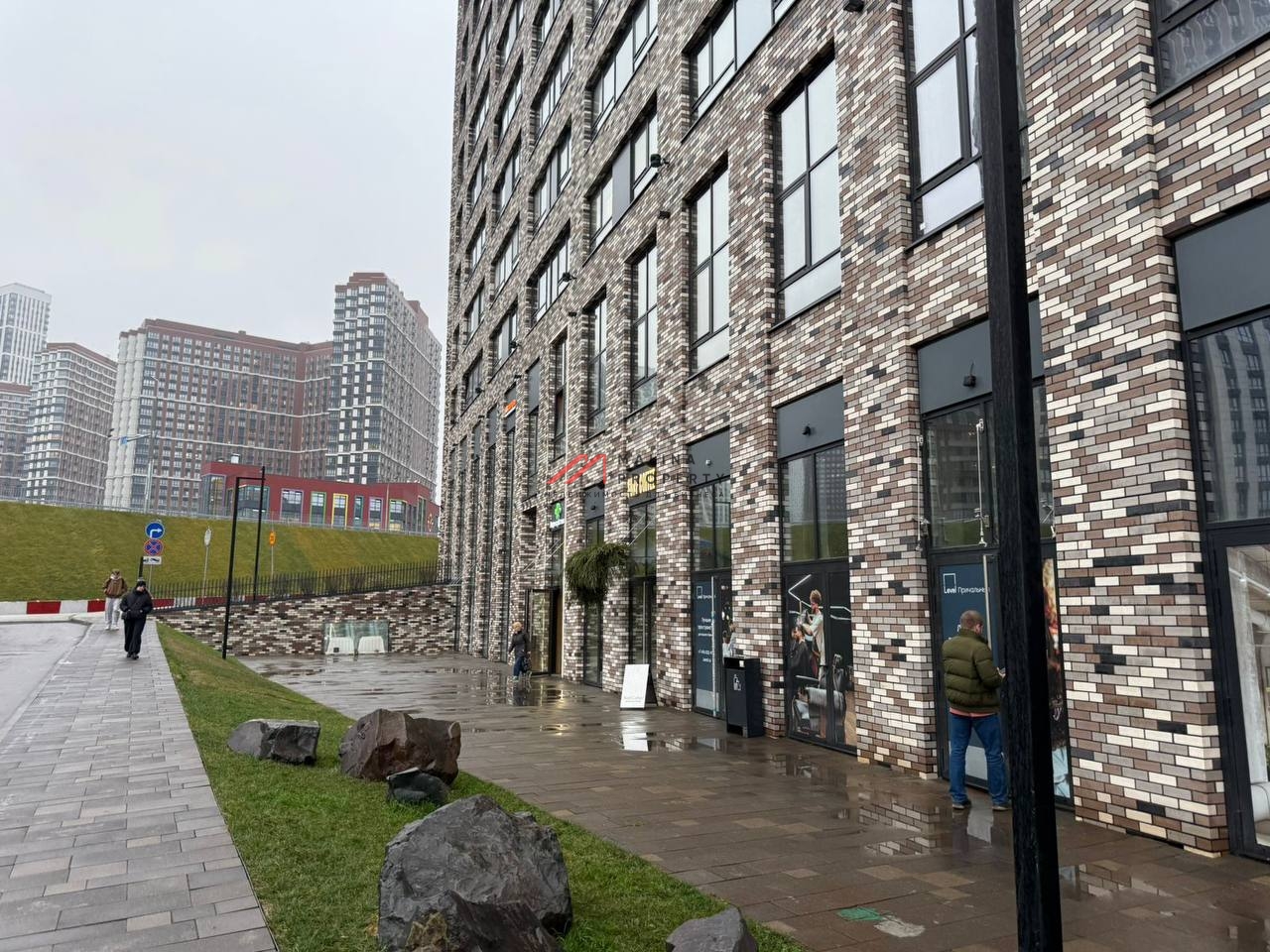 Продажа помещения в ЖК "Левел Причальный"