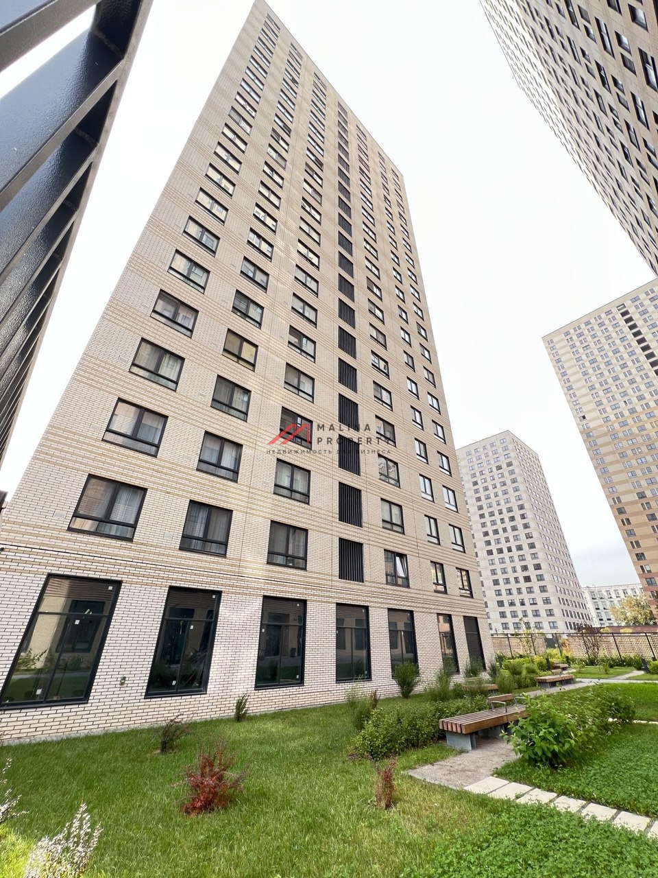 Продажа торгового помещения в ЖК «Кронштадтский 9»