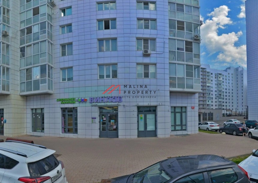 Продажа торгового помещения с арендатором Винлаб