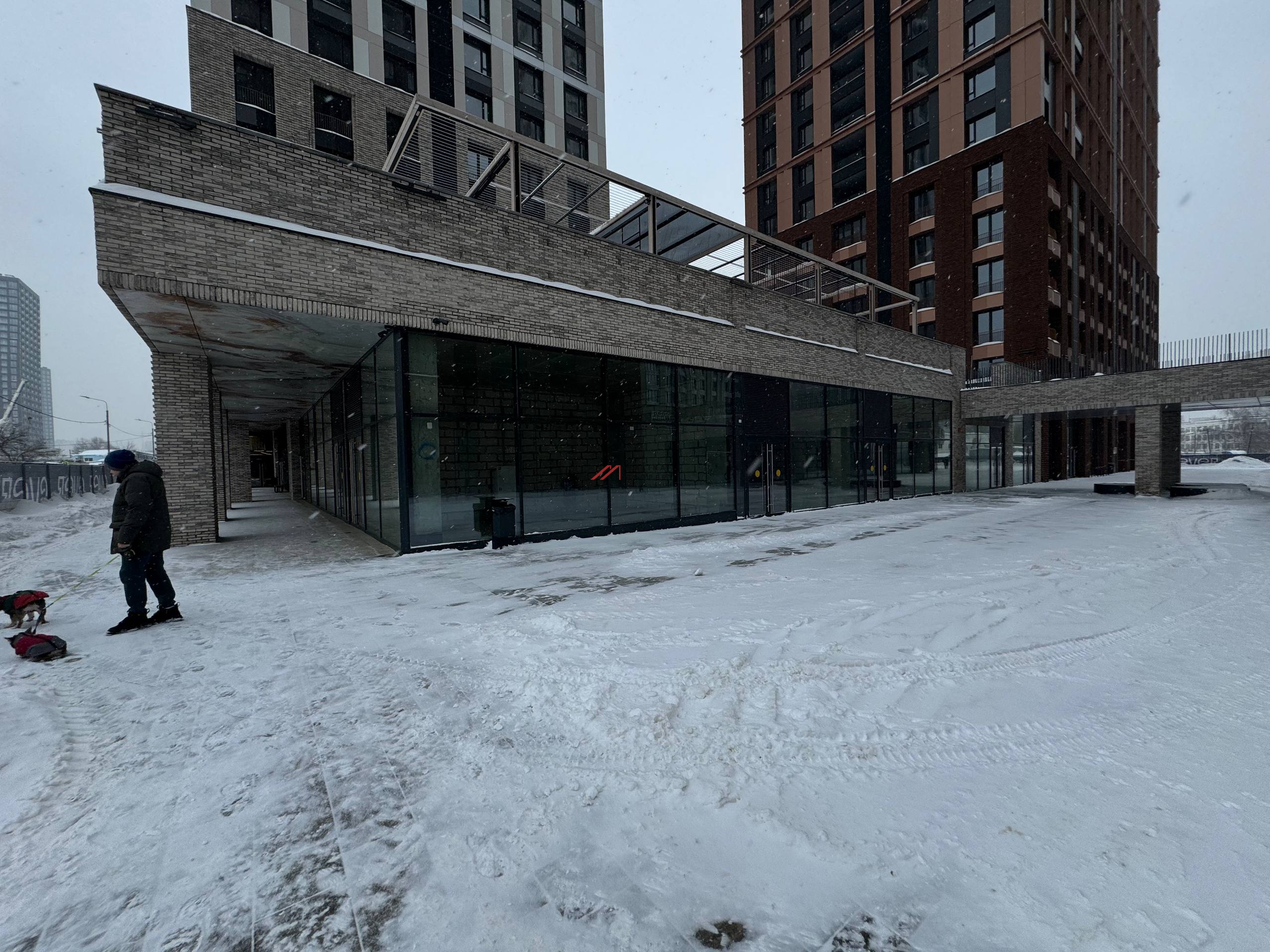 Аренда помещения в ЖК бизнес класса на 1-й линии.