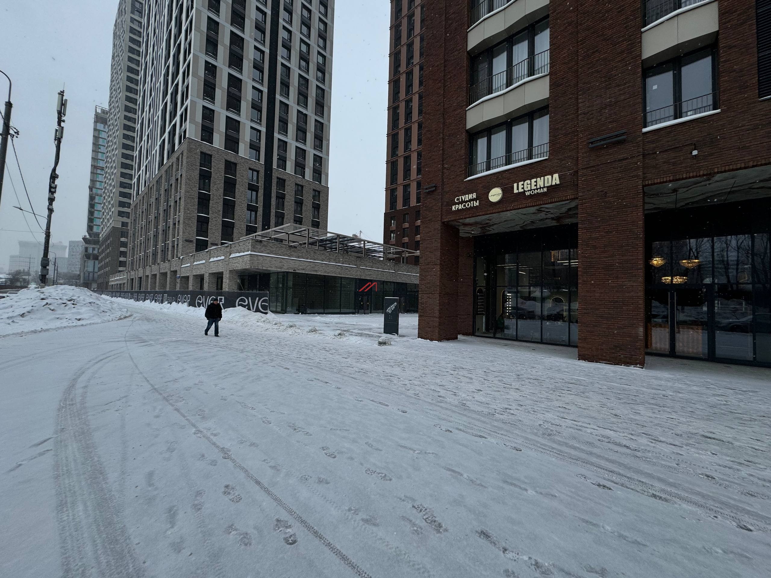 Аренда помещения в ЖК бизнес класса на 1-й линии.