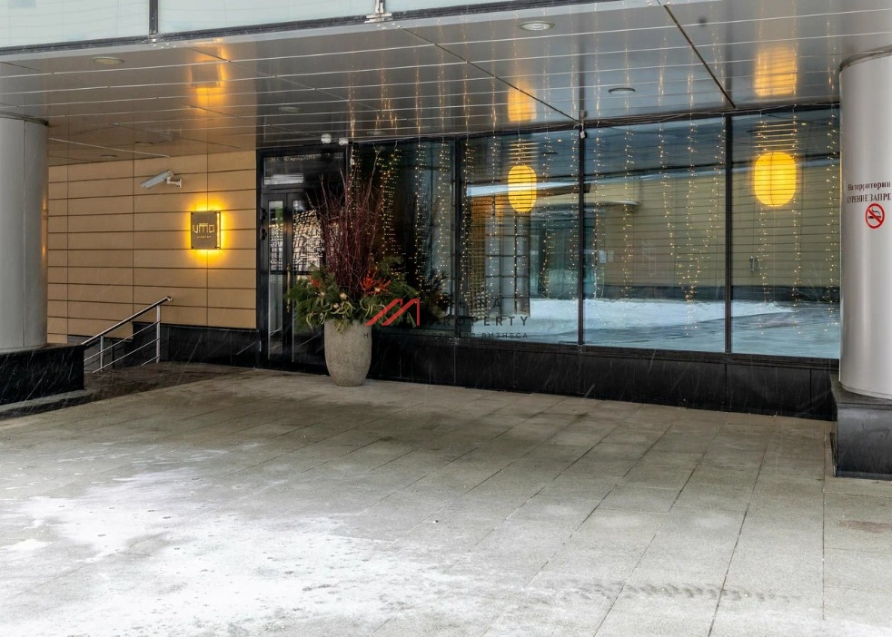 Продажа торгового помещения рядом с метро Трубная