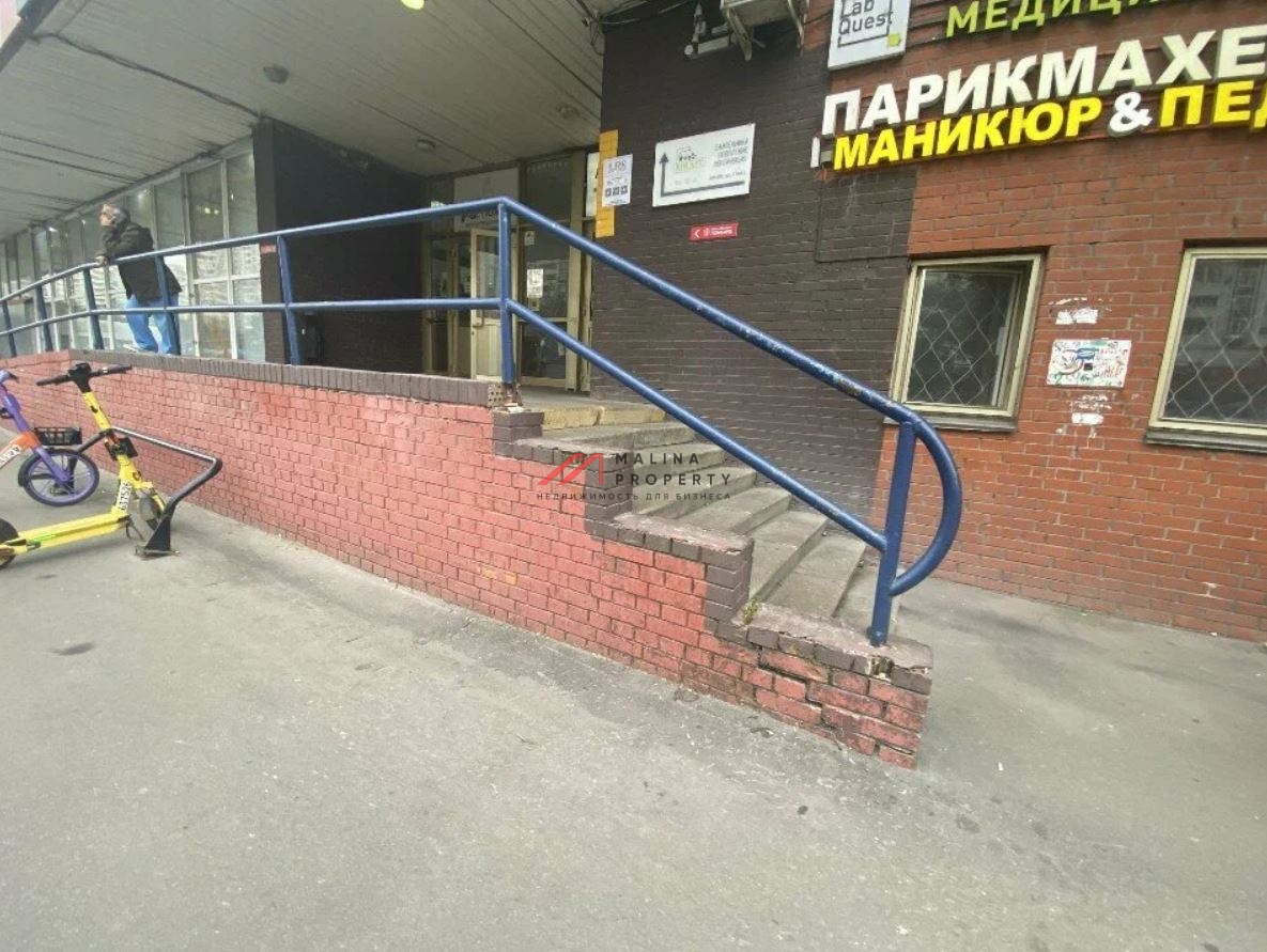 Продажа торгового помещения у метро Братиславская