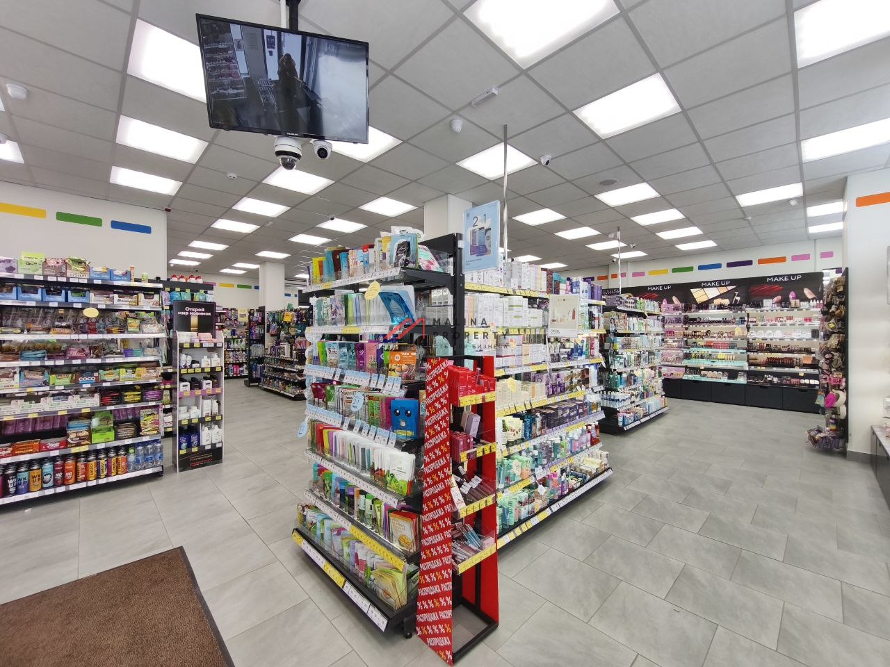 Продажа торгового помещения с арендатором "Улыбка радуги"