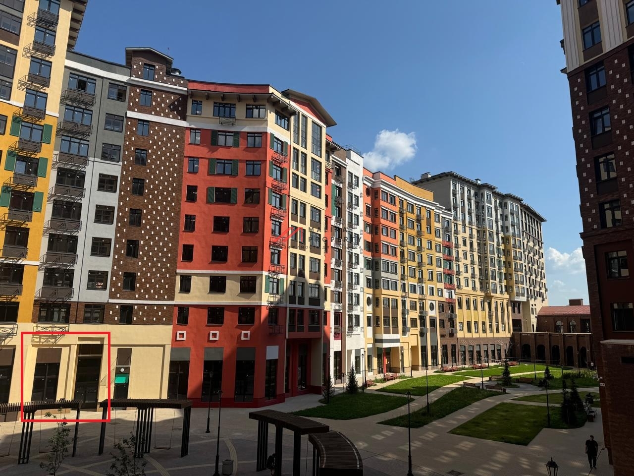 Аренда торгового помещения в ЖК "Римский"