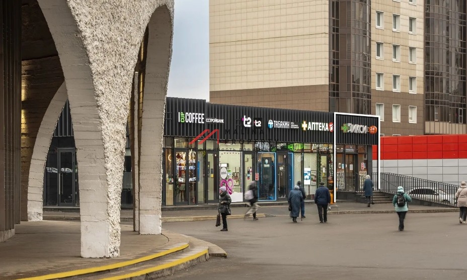 Продажа торгового помещения с супермаркетом Дикси 