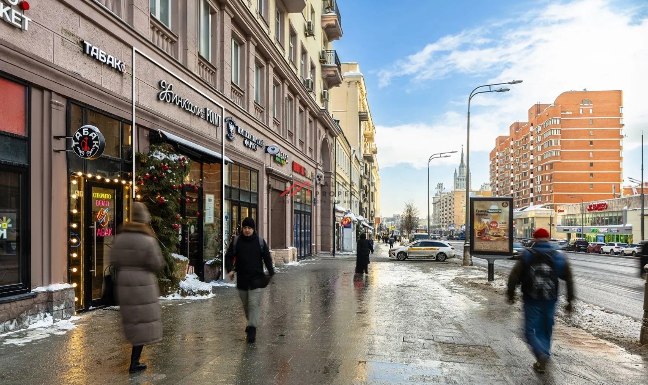 Продажа торгового помещения с сетевым рестораном