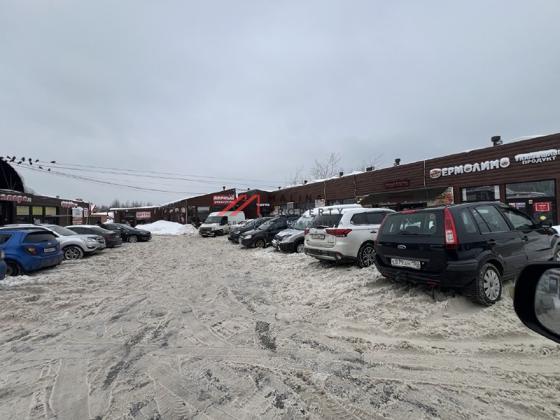 Продажа торгового здания с супермаркетом Верный