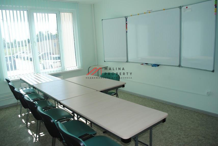 Продажа нежилого помещения в районе м. Пражская