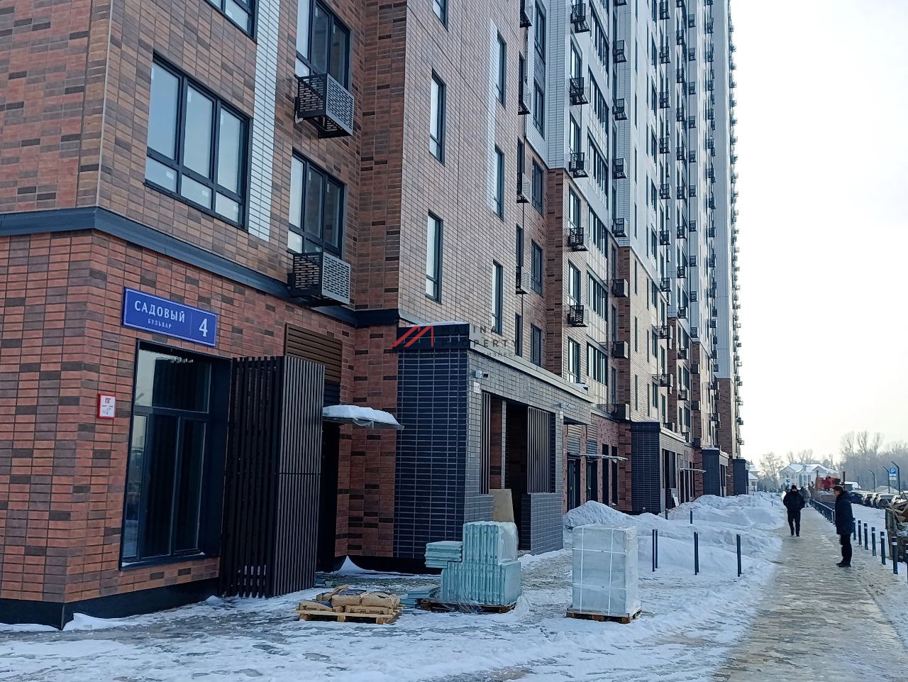 Продажа торгового помещения с арендатором  в ЖК "1-й Южный" 