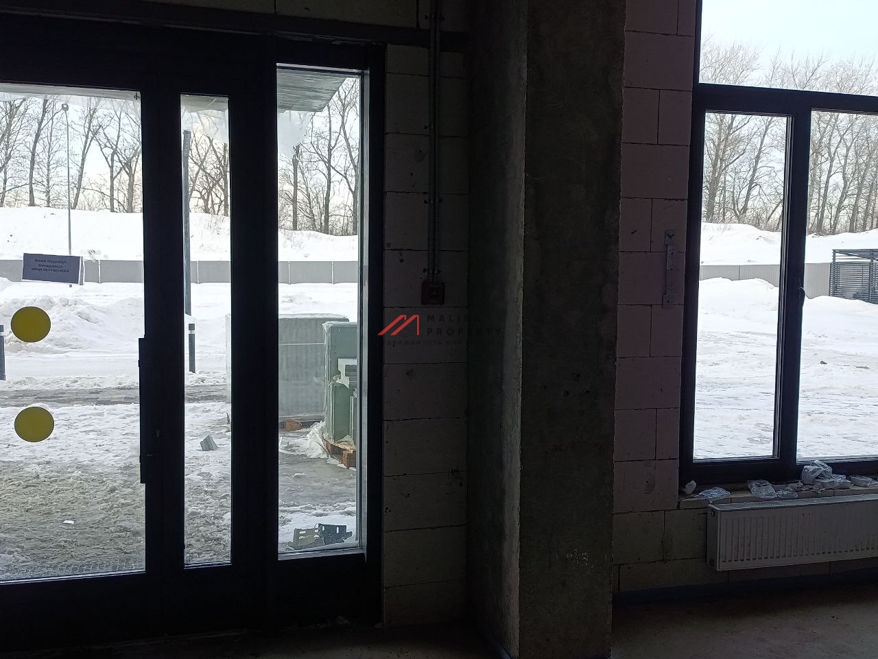 Продажа торгового помещения с арендатором  в ЖК "1-й Южный" 