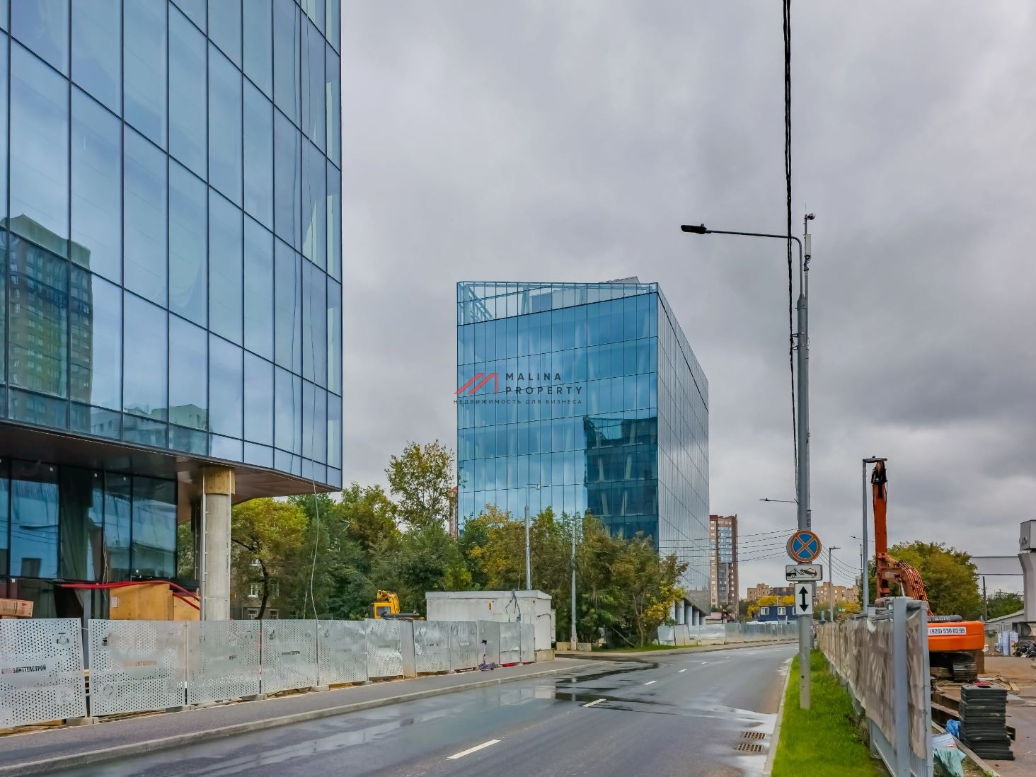 Продажа торгового помещения в Бизнес Центре "QOOB корпус Q"