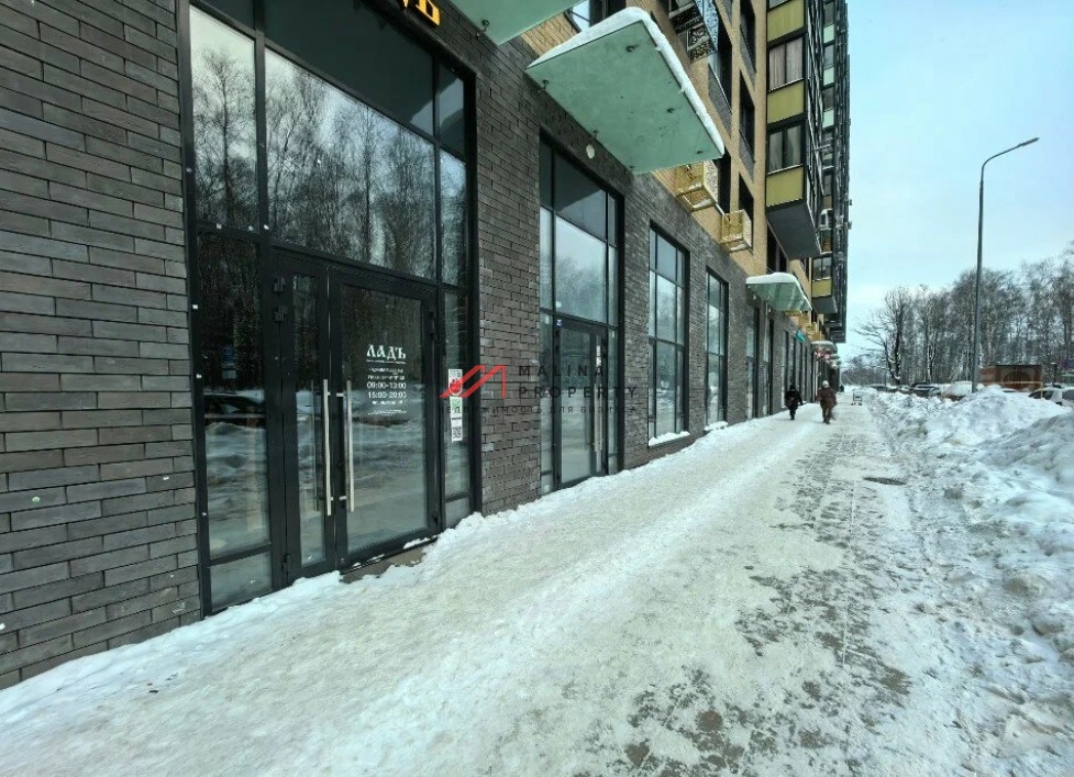 Продажа торгового помещения в ЖК Скандинавия