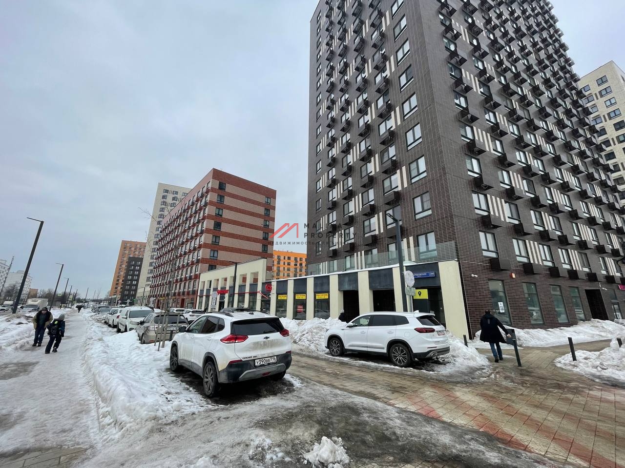 Аренда углового помещения в ЖК "Никольские Луга"