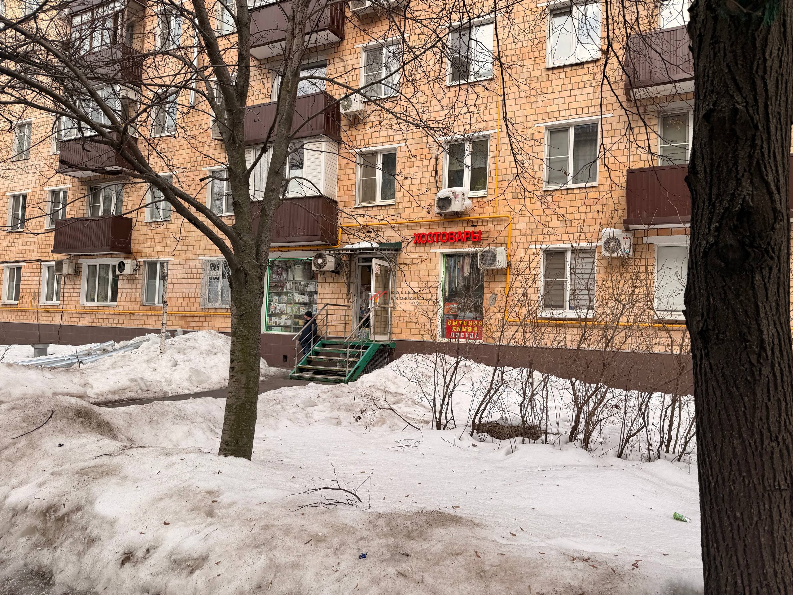 Продажа помещения с арендатором у метро Спортивная