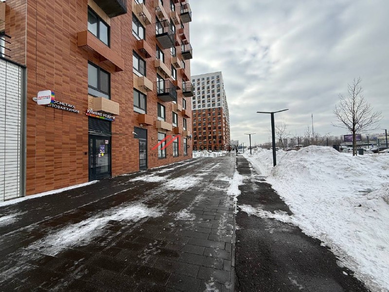 Продажа помещения с арендатором "Улыбка Радуги"