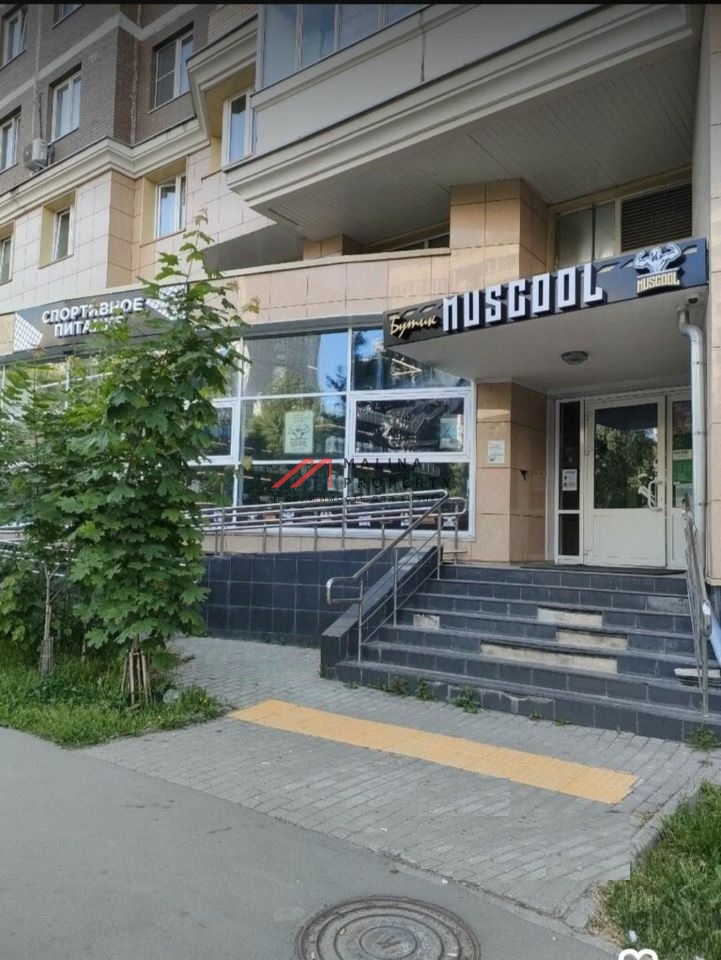 Аренда торгового помещения в ЖК "Теплый край" 