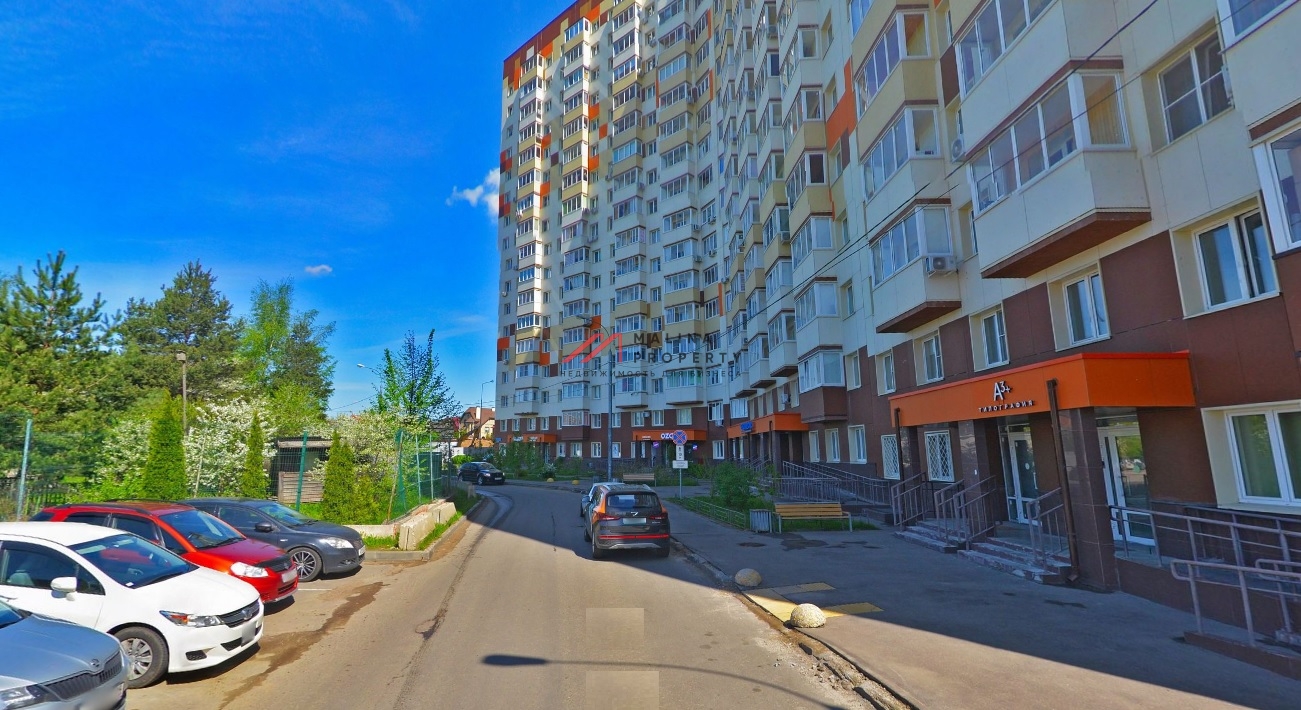 Продажа торгового помещения в ЖК "Зелёные Аллеи" 