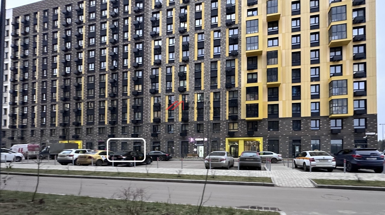 Продажа торгового помещения в ЖК "Пятницкие Луга"