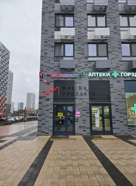 Продажа торгового помещения в ЖК "Саларьво парк" 