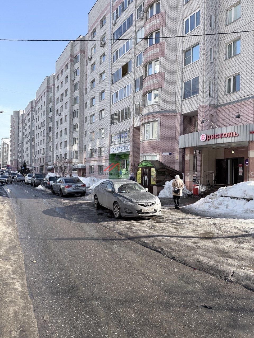 Продажа торгового помещения с арендаторами 