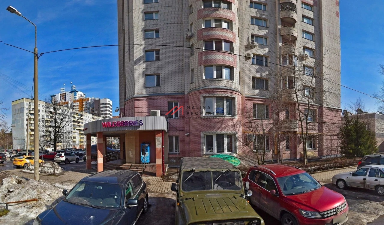 Продажа торгового помещения с арендаторами 