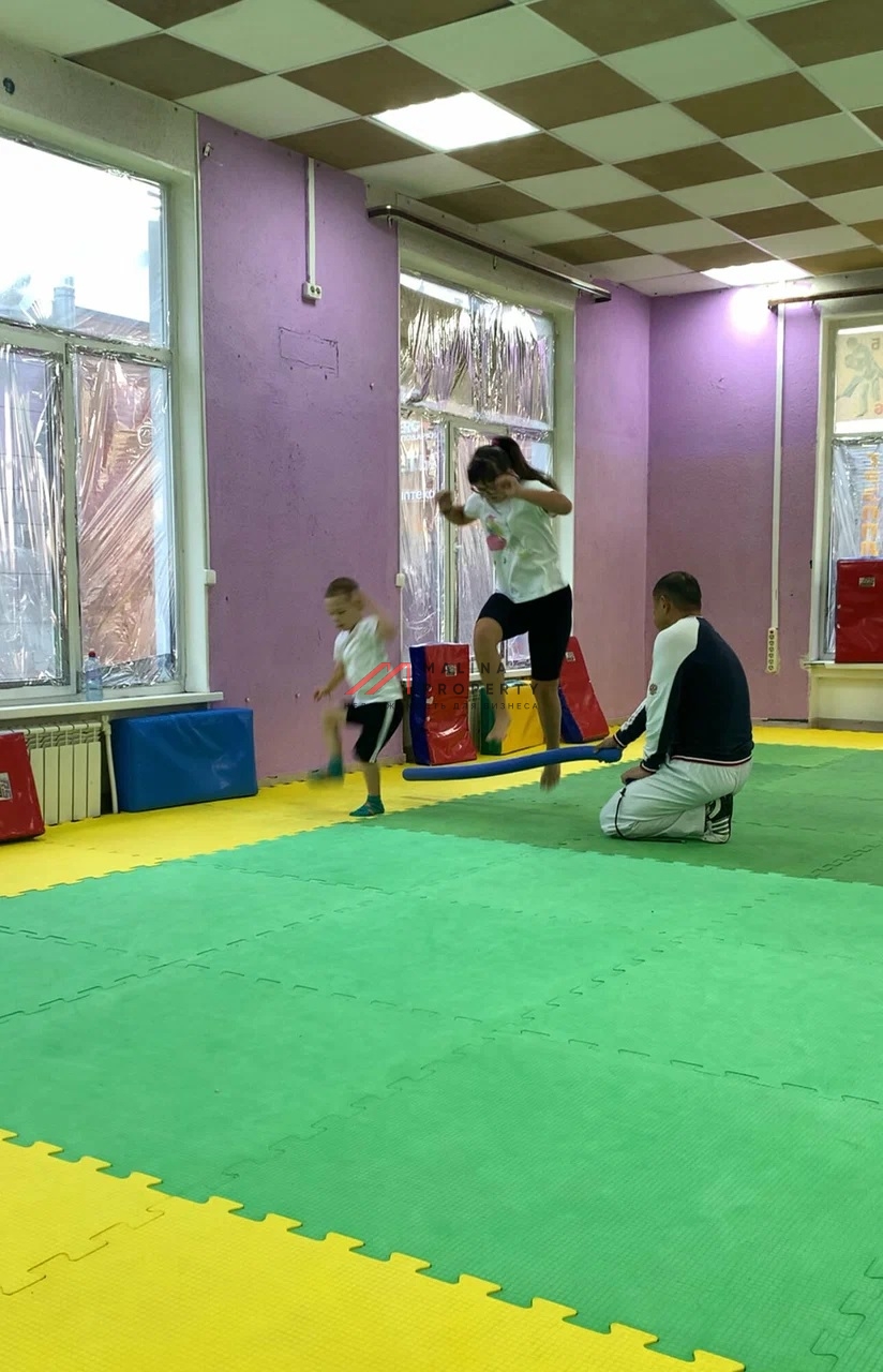 Продажа торгового здания с арендаторами в Люберцах 