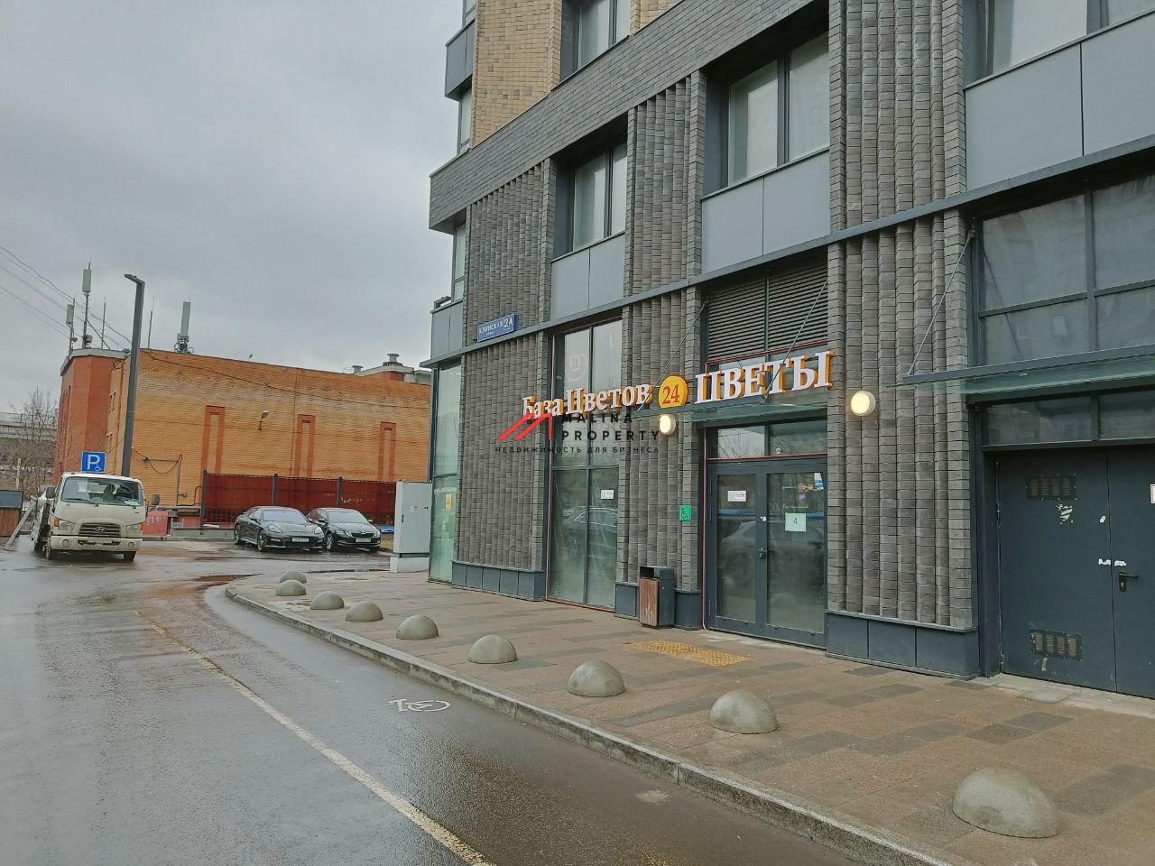 Аренда углового помещения в ЖК "Мой адрес на Клинской" 