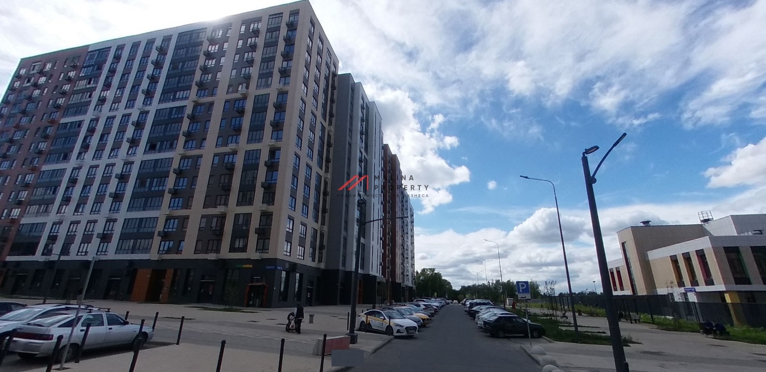 Продажа помещения с арендаторами в ЖК "1-й Ленинградский" 