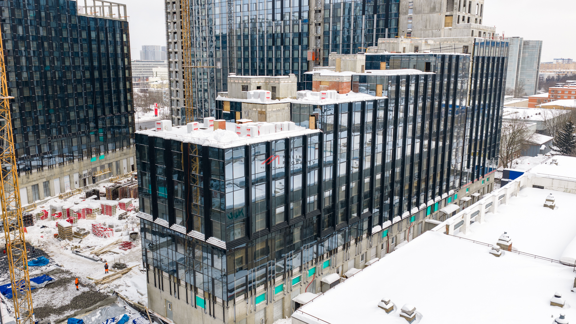 Аренда торгового помещения в ЖК Обручева 30