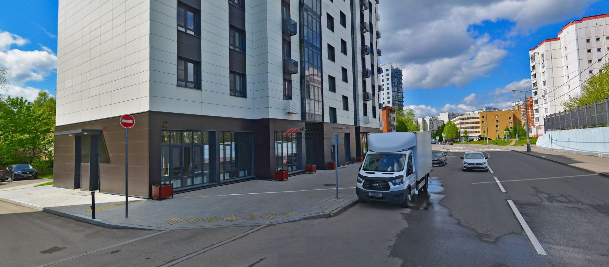 Продажа помещения с магазином Красное и Белое 