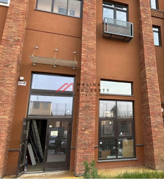 Продажа торгового помещения в ЖК "Римский"