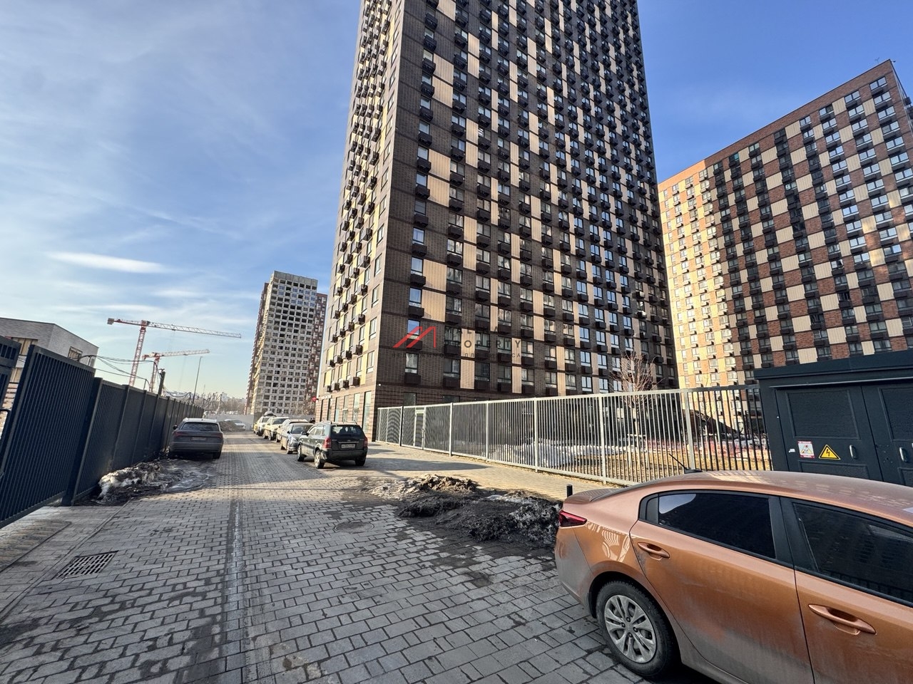 Продажа помещения с арендатором в ЖК "Бусиновский парк" 