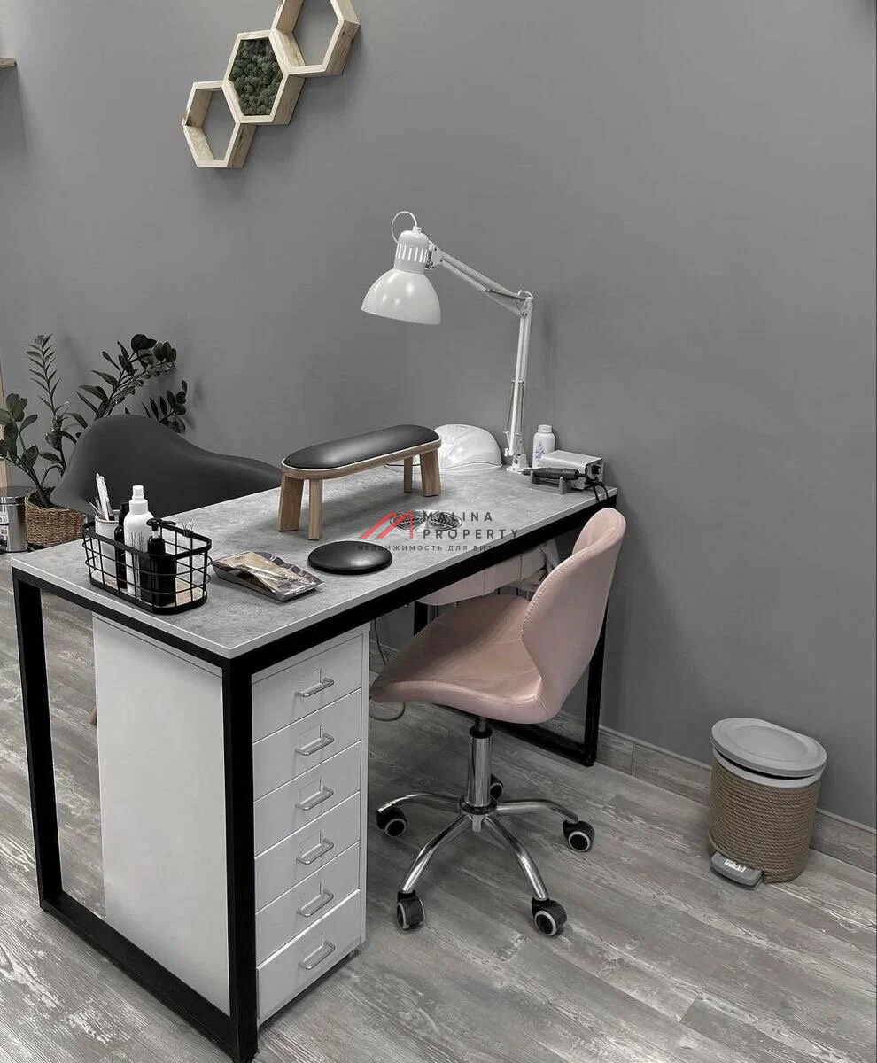 Продажа помещения с арендаторами у метро Кузьминки 