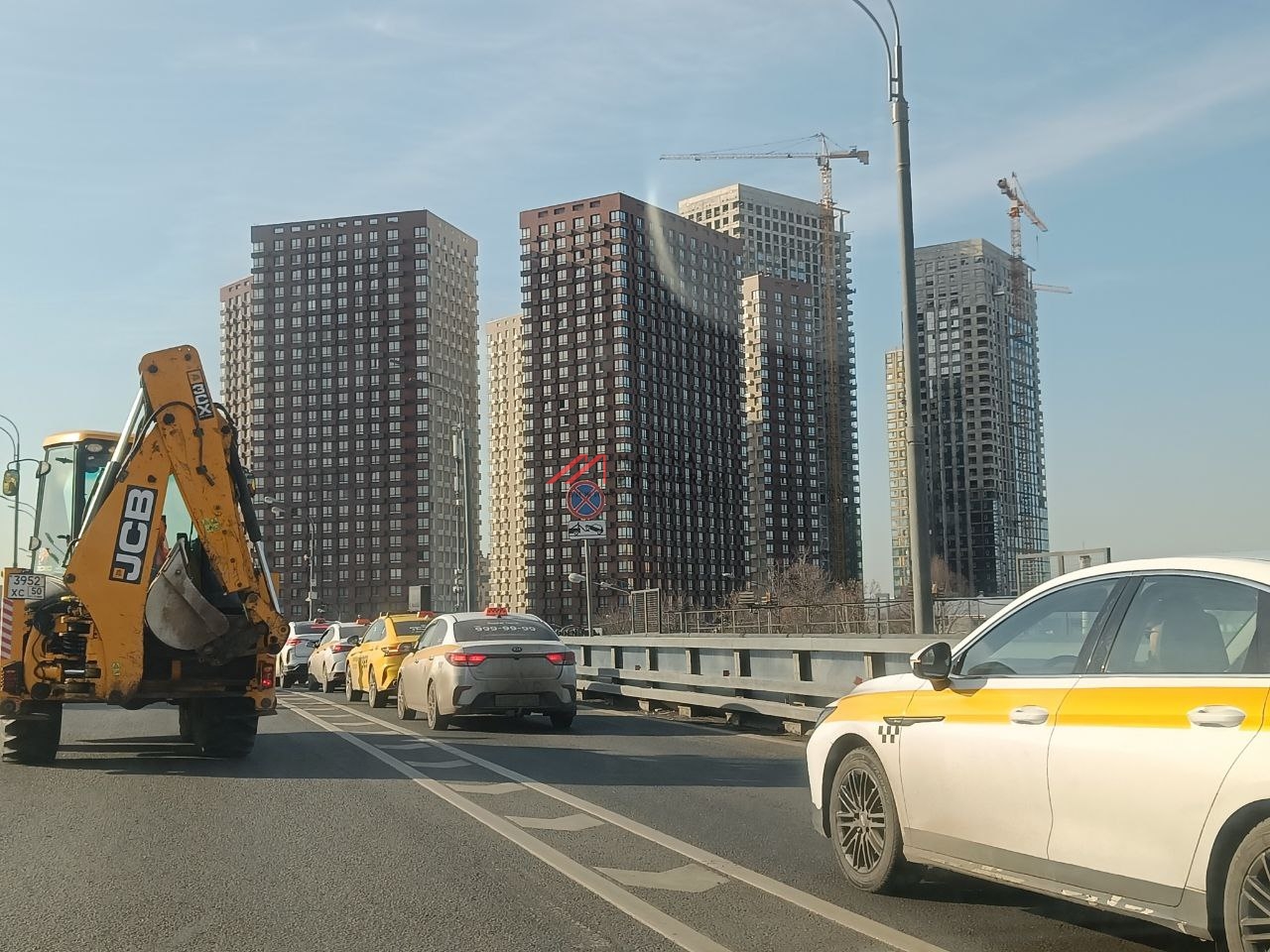 Продажа помещения c арендатором аптека в ЖК "Moments"