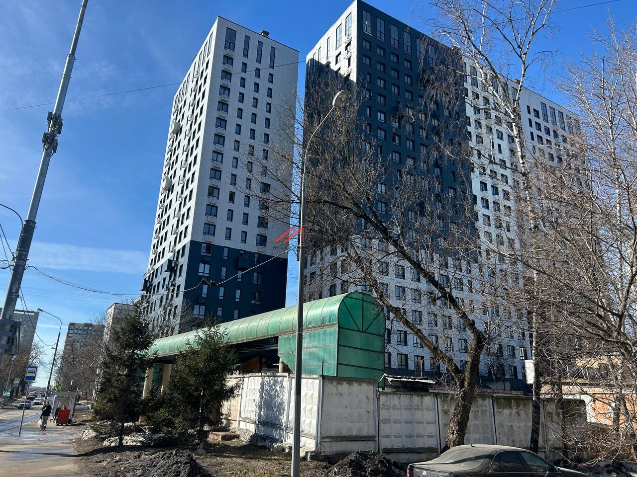 Продажа торгового помещения в жилом комплексе Селф
