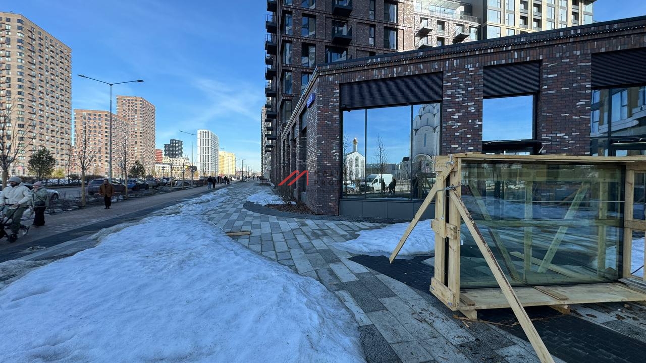 Продажа торгового помещения в ЖК Примавера 