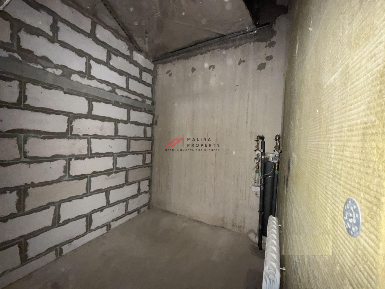 Продажа торгового помещения на Базовской 